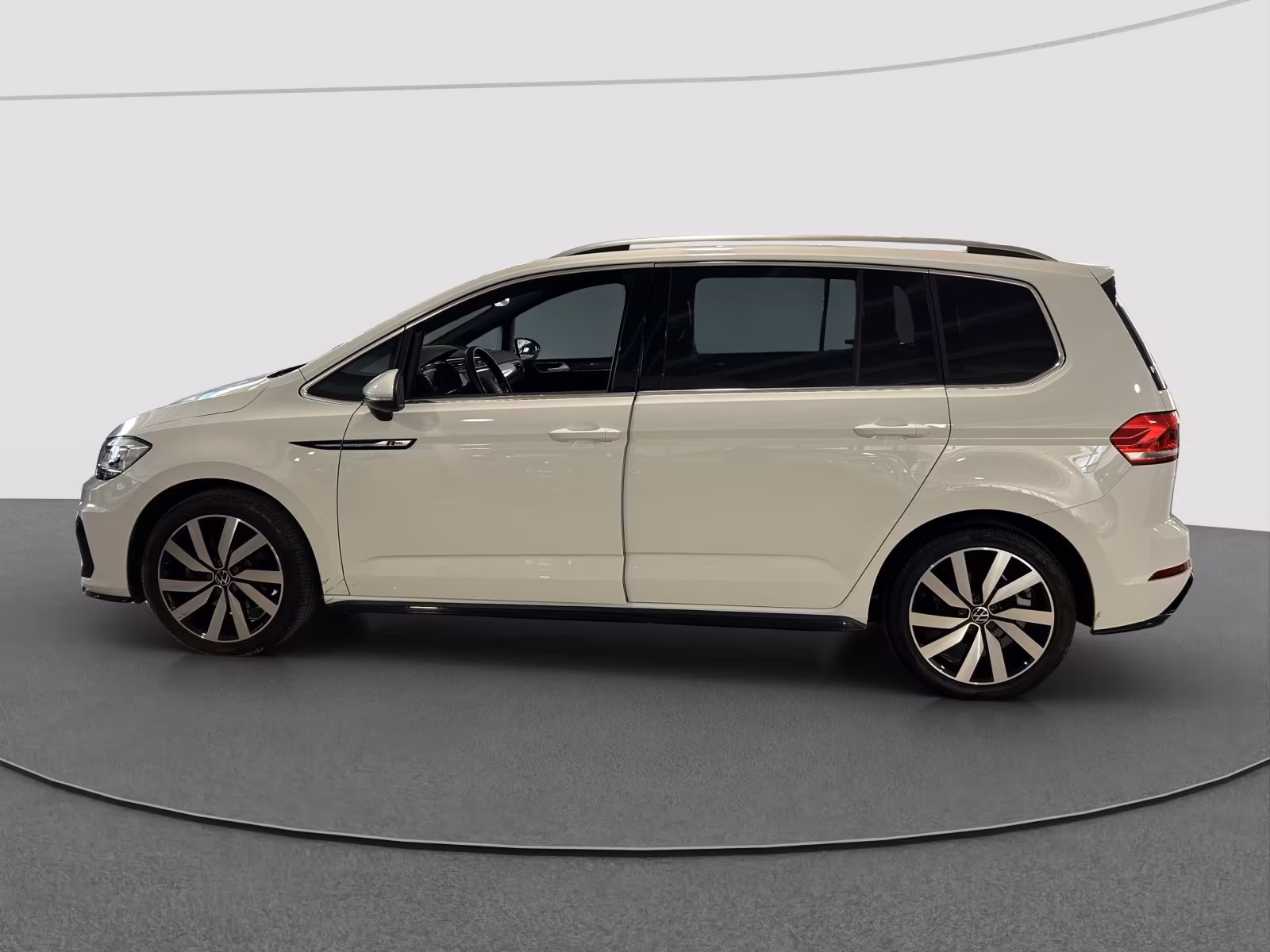 Volkswagen Touran 1.5 TSI DSG Highline R-Line