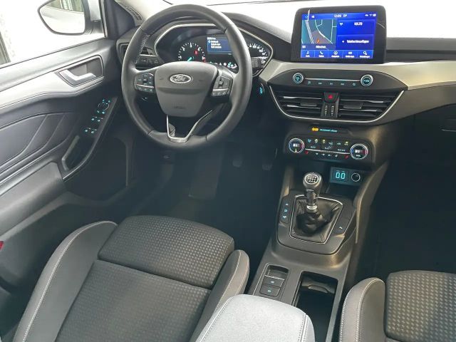 Ford Focus Cool & Connect Wagon