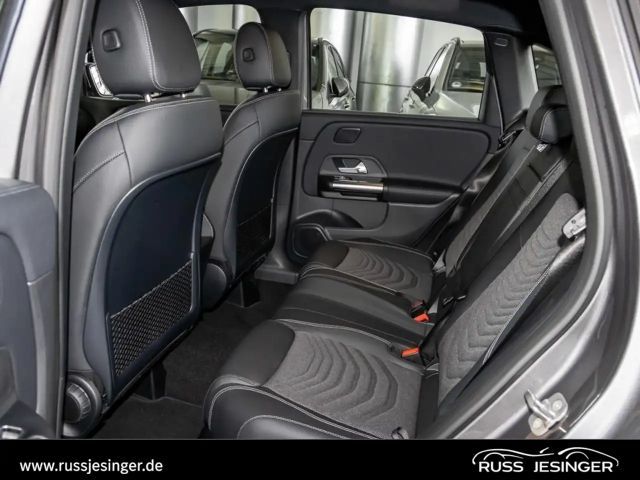 Mercedes-Benz B 200 Progressive Sedan