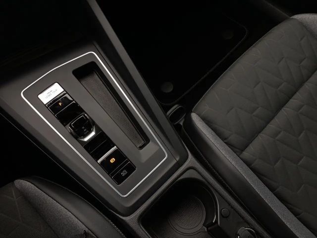 Volkswagen Golf 2.0 TDI DSG Variant