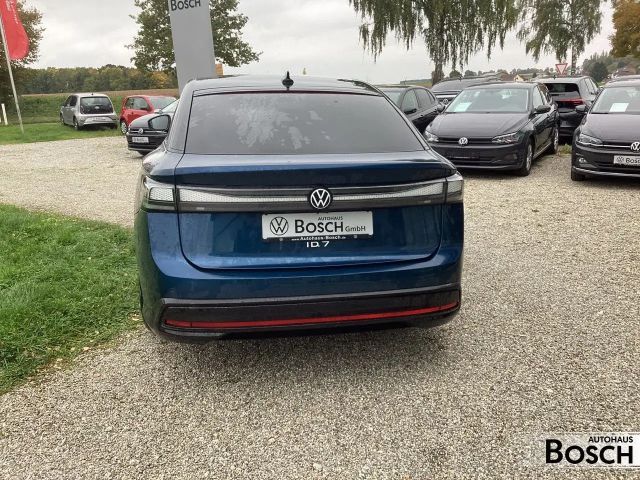 Volkswagen ID.7 IQ.Drive Pro
