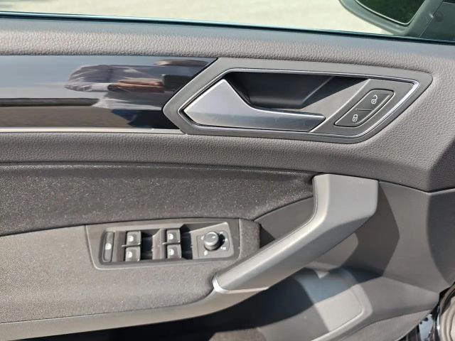 Volkswagen Touran DSG Highline