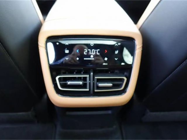 Mazda 6e Plus Takumi