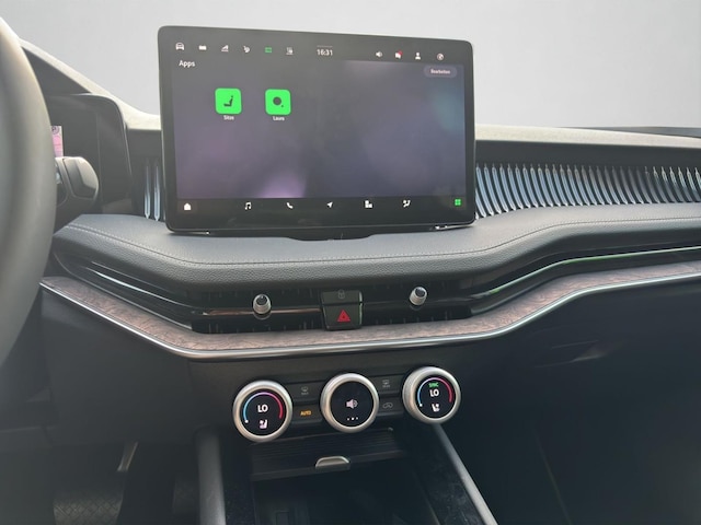 Skoda Superb Combi iV