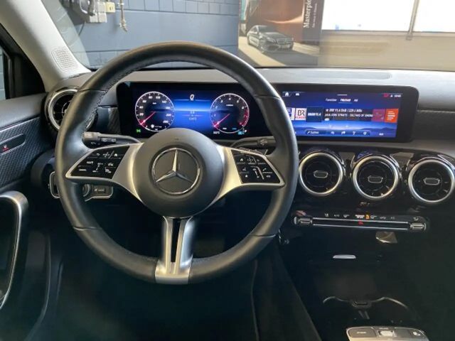 Mercedes-Benz A 180 Progressive