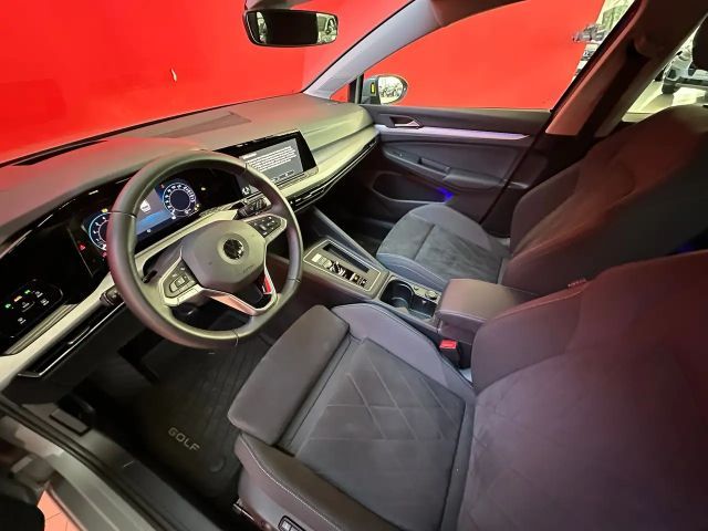 Volkswagen Golf DSG Life Variant