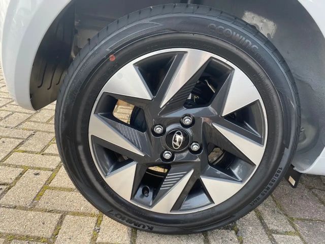 Hyundai i10 1.2l Navi/Kamera/Shz/Lhz/Klimaautomatik