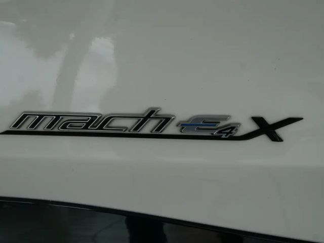 Ford Mustang Mach-E AWD GT