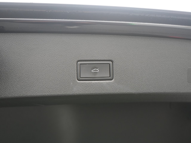 Volkswagen T-Roc T-Roc R  PANO MATRIX AHK AKRAPOVIC LEDER ACC N