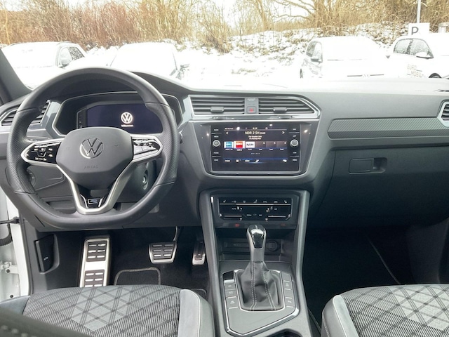 Volkswagen Tiguan 1.5 TSI DSG R-Line