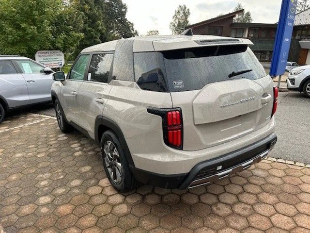 SsangYong Torres EVX