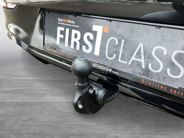 Volkswagen Golf DSG Sport