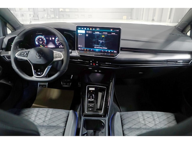 Volkswagen Golf 1.5 eTSI R-Line Variant