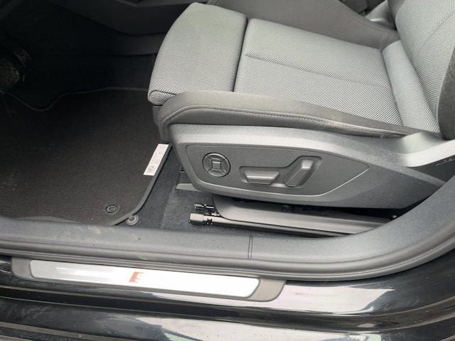 Audi A3 30 TFSI S-Line S-Tronic Sportback