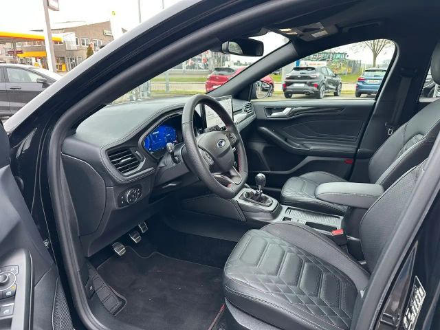 Ford Focus ST Line Vignale Wagon