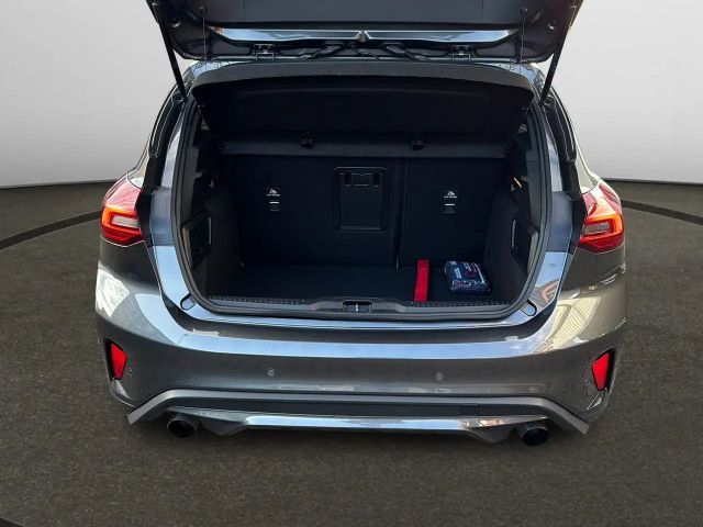 Ford Focus Limited ST Line