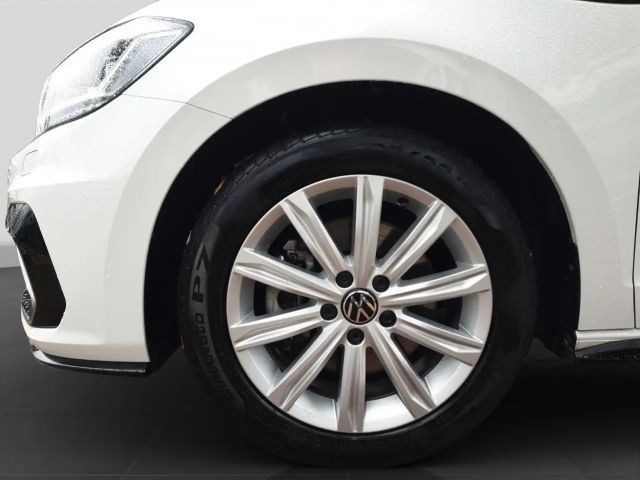 Volkswagen Touran 1.5 TSI DSG R-Line