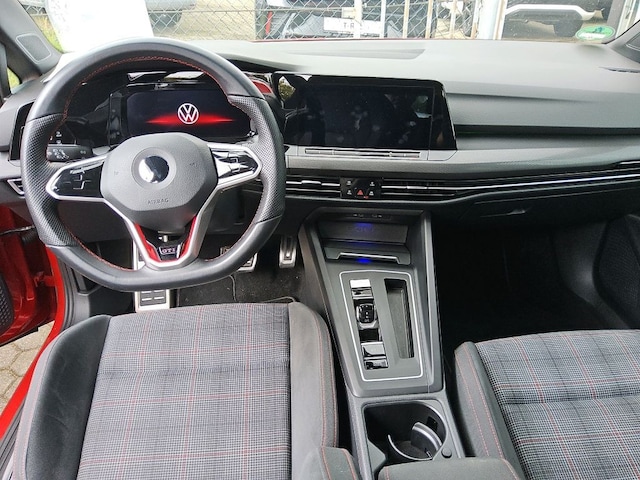 Volkswagen Golf 2.0 TSI DSG GTI