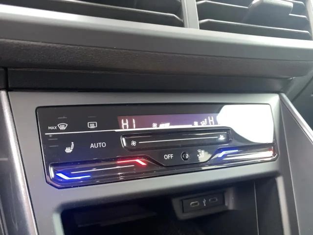 Volkswagen Taigo 1.5 TSI DSG Style