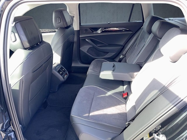 Volkswagen Passat 2.0 TDI Elegance Elegance