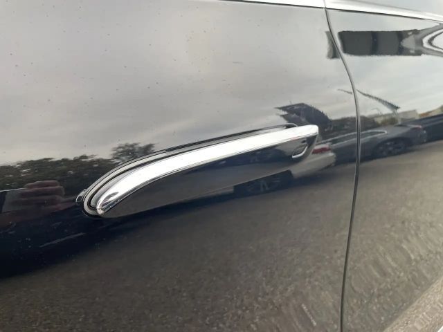 Mercedes-Benz EQS 450 Sedan