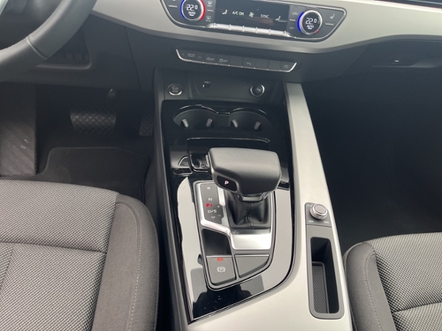 Audi A4 40 TFSI Avant S-Tronic