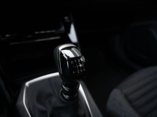 Peugeot 2008 Active Pack PureTech