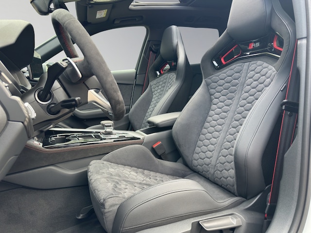 Audi RS4 Avant Quattro