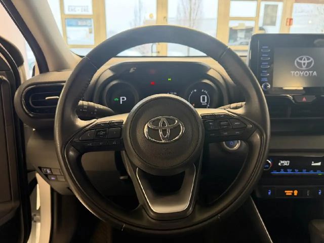 Toyota Yaris Hybride Team D