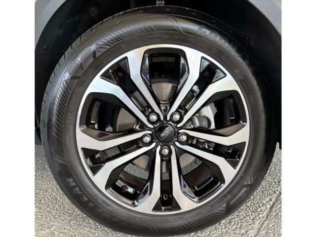 Ford Puma EcoBoost Titanium