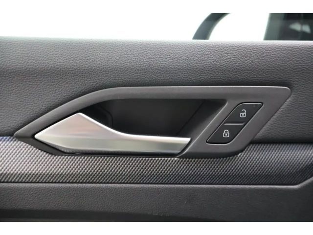 Volkswagen Golf 2.0 TDI DSG Golf VIII R-Line