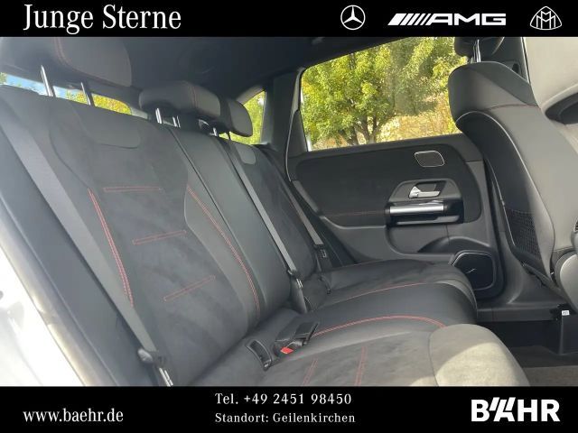 Mercedes-Benz B 200 AMG Line Sedan