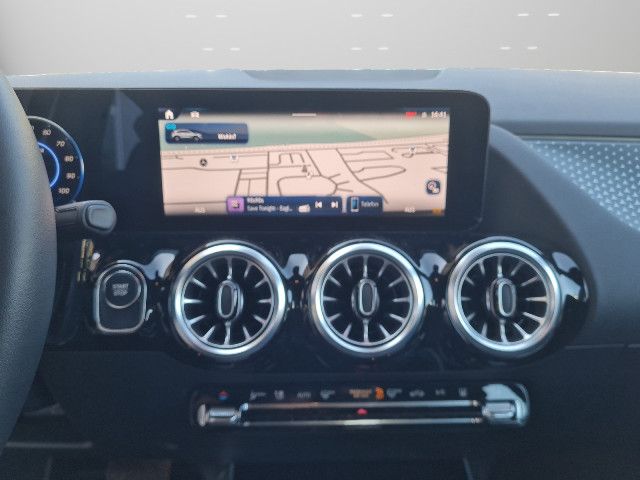 Mercedes-Benz EQA 300 4MATIC