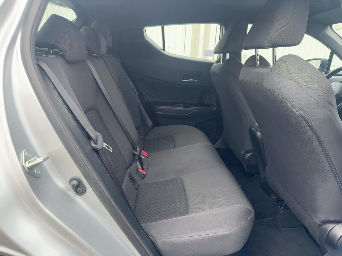 Toyota C-HR 5-deurs Basis