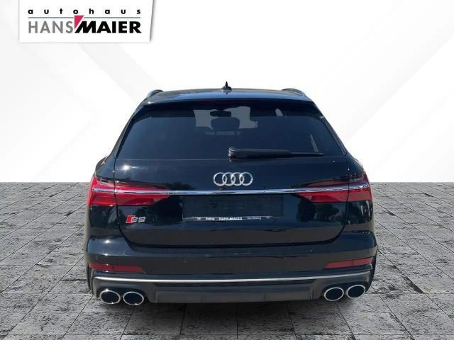 Audi S6 Avant Quattro