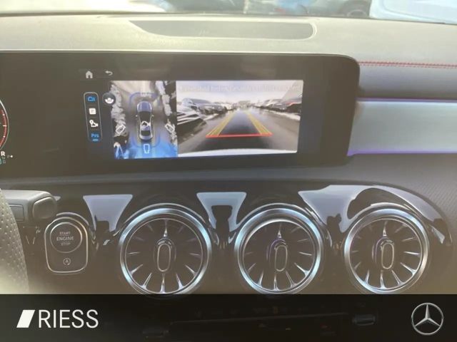 Mercedes-Benz CLA 200 AMG Line Coupé