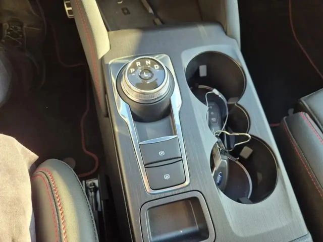 Ford Kuga Plug in Hybrid ST Line X