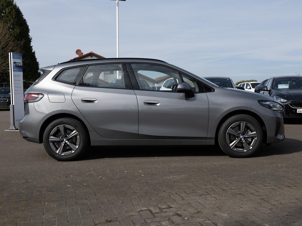 BMW 220 220i Active Tourer