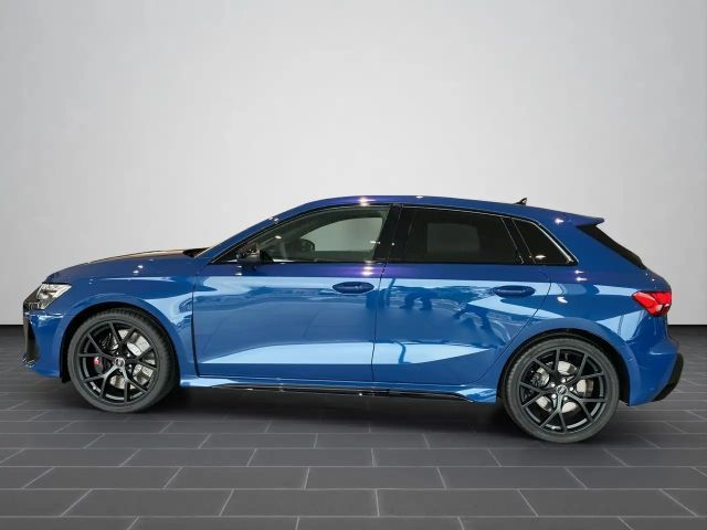 Audi RS3 S-Tronic Sedan
