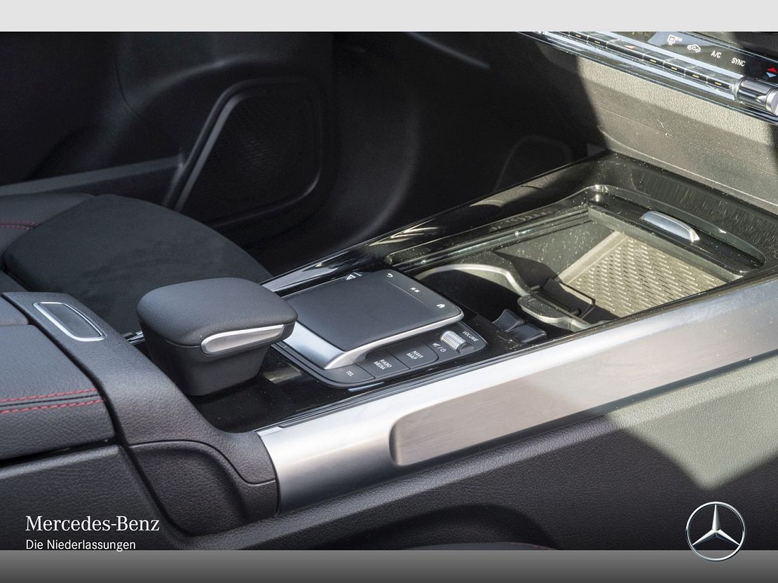 Mercedes-Benz GLB 180 GLB 180