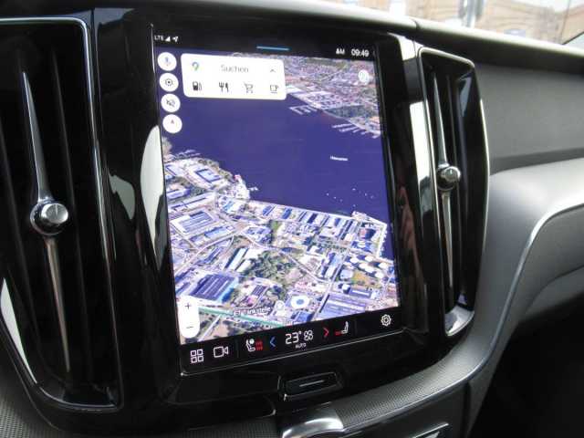 Volvo XC60 AWD Dark Plus