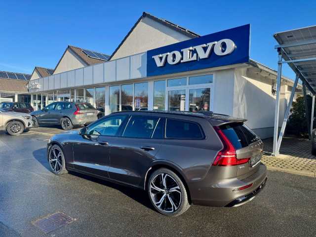 Volvo V60 Dark Plus