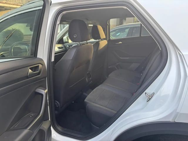 Volkswagen T-Roc IQ.Drive Style