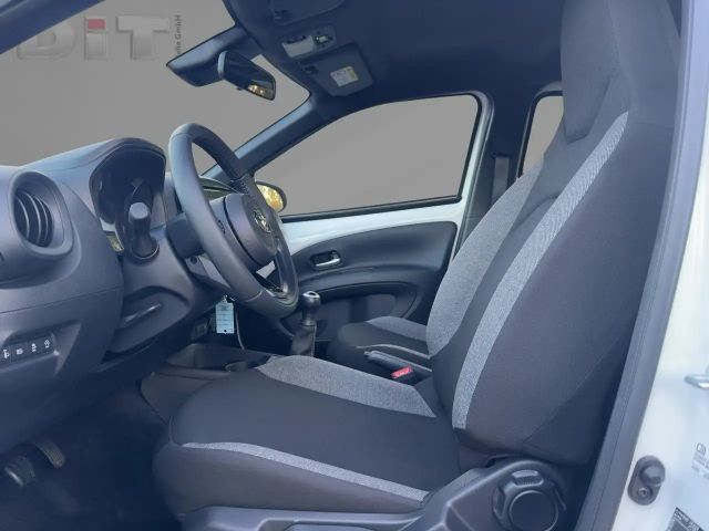 Toyota Aygo 1.0 VVT-i Business Hatchback