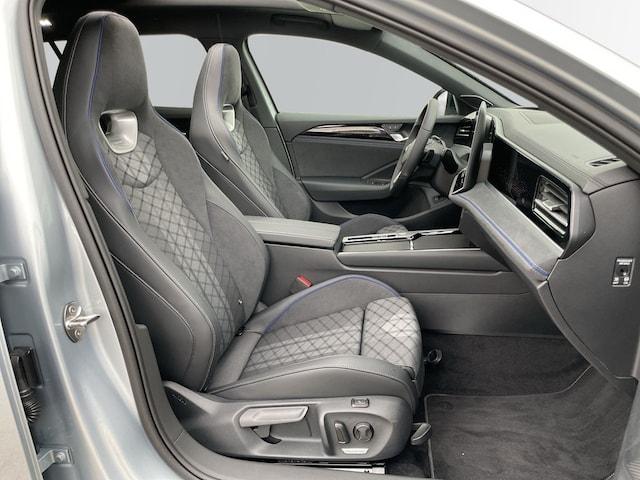 Volkswagen Passat DSG R-Line Variant