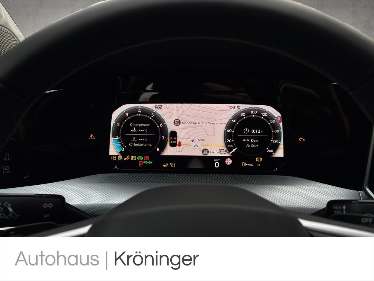 Volkswagen Golf 1.5 eTSI DSG Life