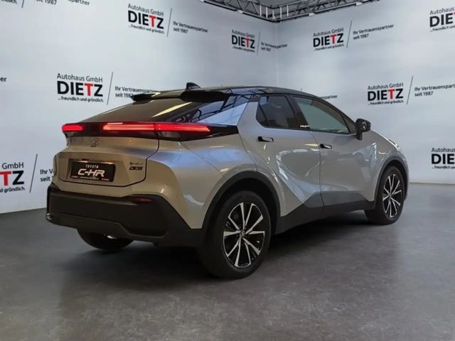 Toyota C-HR Hybride Team D Voorwielaandrijving