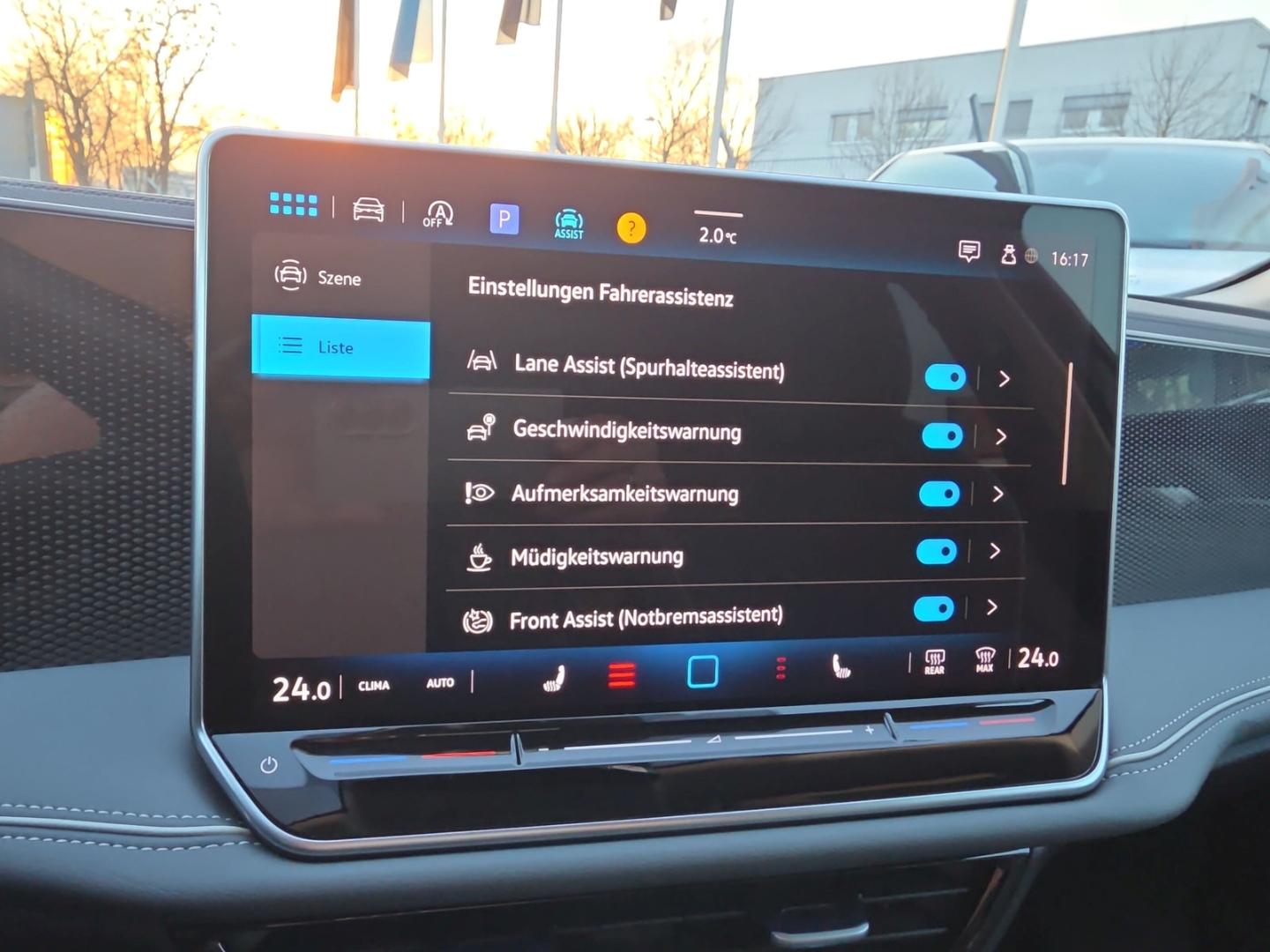 Volkswagen Passat 1.5 eTSI Business Variant