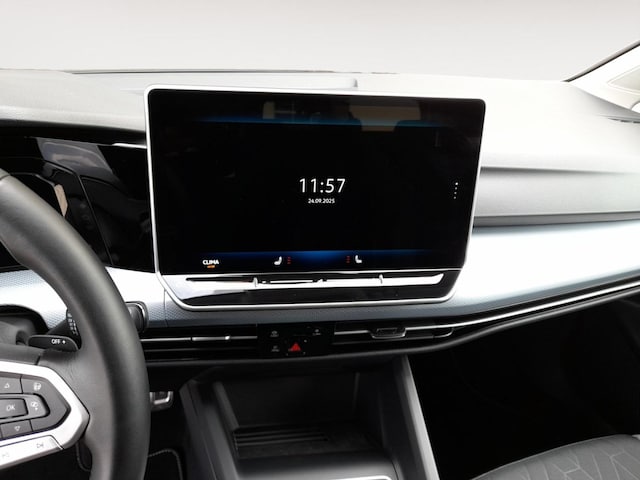 Volkswagen Golf 1.5 eTSI Golf VIII Variant