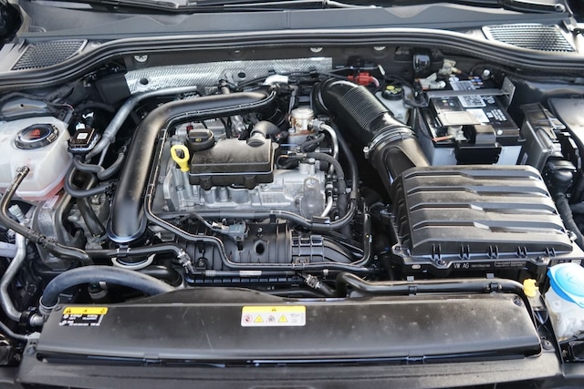 Volkswagen Golf 1.0 TSI Golf VIII